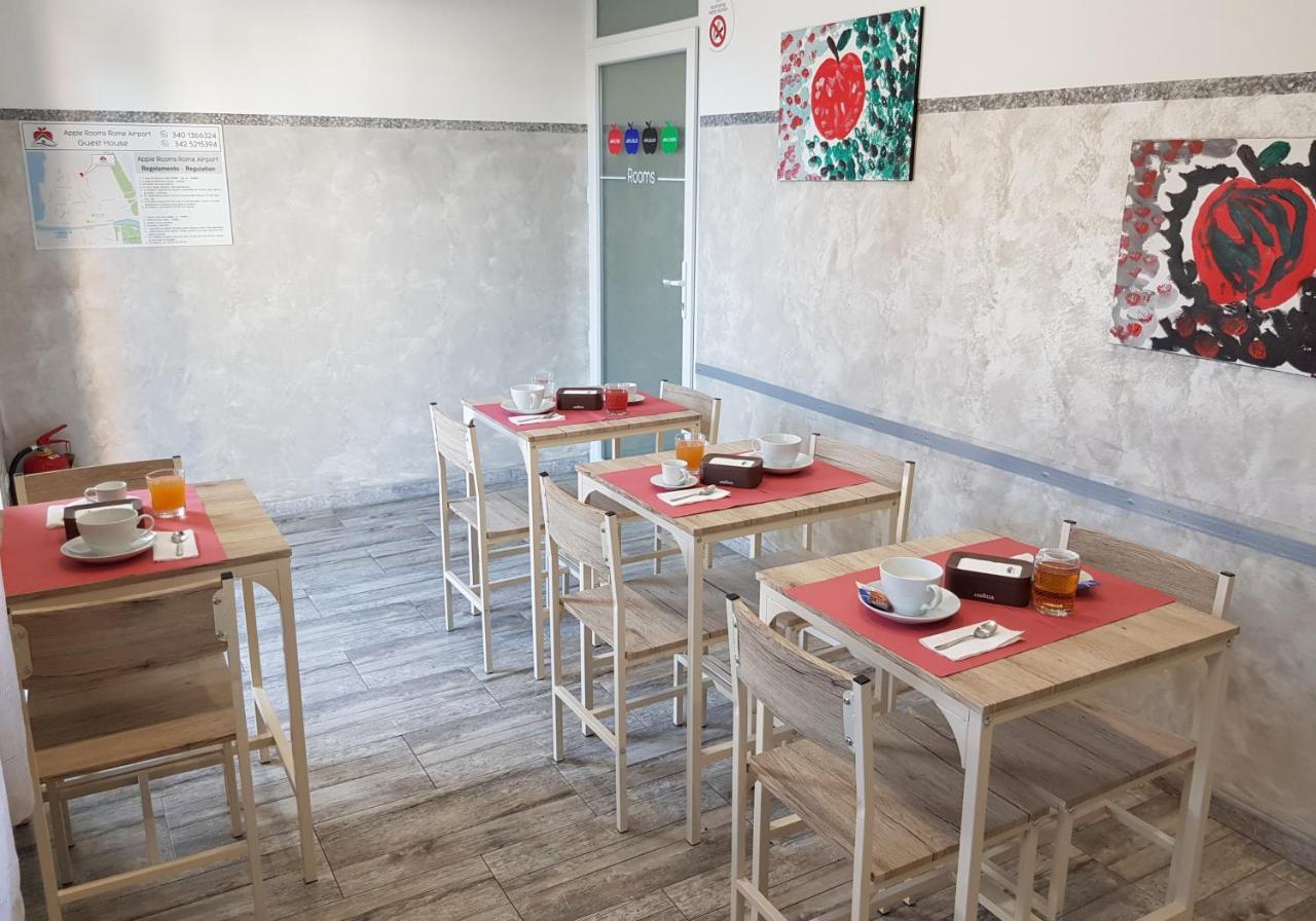 Apple Rooms Rome Airport Φιουμιτσίνο Εξωτερικό φωτογραφία A typical dining room in a shelter